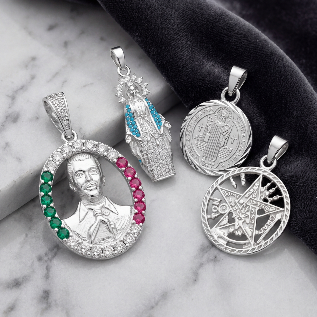 Colección de dijes y colgantes de plata .925 — Joyaris