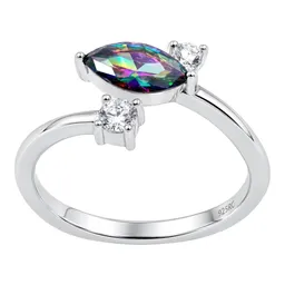 Anillo Ajustable de Plata .925 con Zirconia Tornasol Talla 7 - Imagen 1