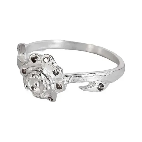 Anillo de plata .925 blanco zirconia diseno flor talla 7.5 unisex — Joyaris