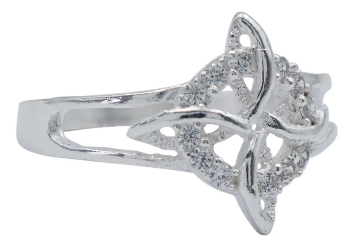 Anillo de Plata .925 Nudo de Bruja Celta con Zirconia brillante para mujer, un diseño moderno de joyería de protección artesa