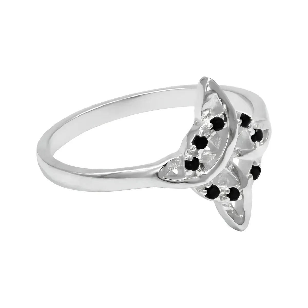 Anillo Nudo de Bruja Plata .925 con Zirconias Negras, joyería mística de protección, diseño esotérico y artesanal mexicano.
