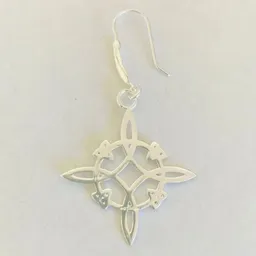 Collar Dije Nudo de Bruja Plata .925 con Cadena Cartier Eslabón - Imagen 6