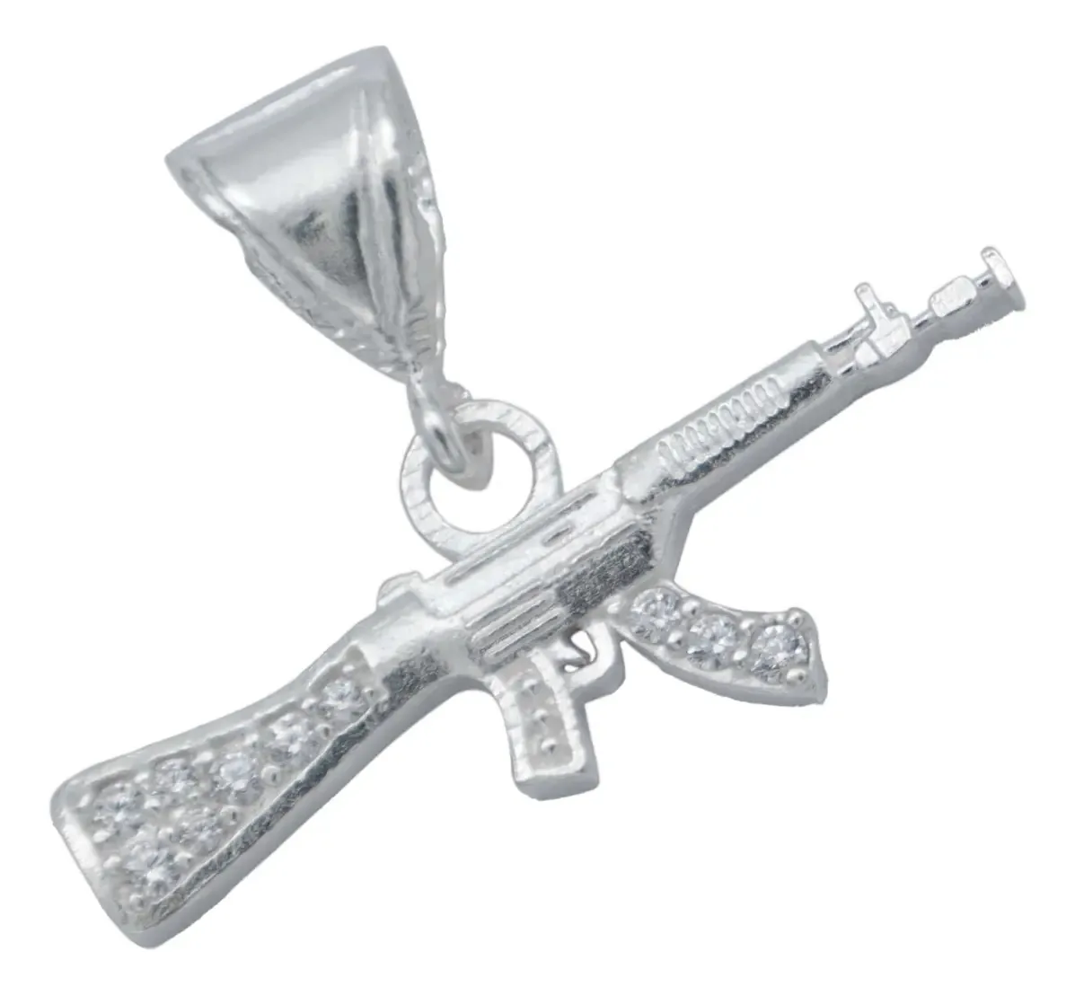 Dije Rifle Plata .925, diseño industrial con Zirconia brillante. Joyería personalizada hombre, dije con símbolo personal.