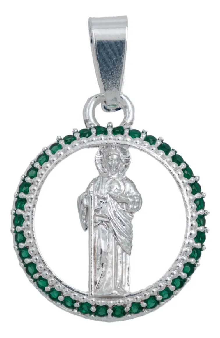 Dije San Judas Tadeo de plata 925 para hombre con zirconia verde. Colgante religioso, joyería de plata para hombre, diseño de